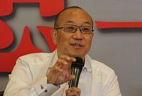 冯仑的背影